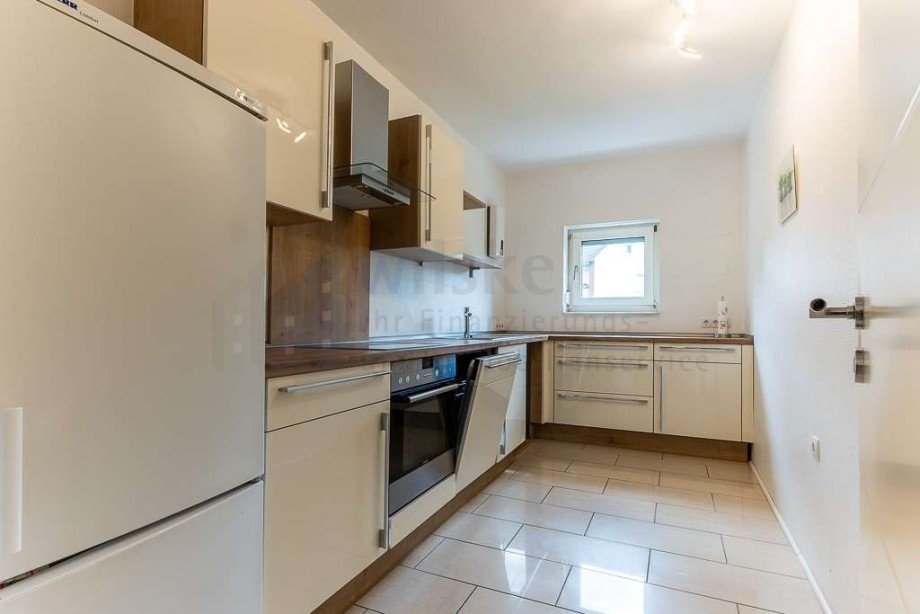 K�che mit Essplatz Etagenwohnung D�sseldorf