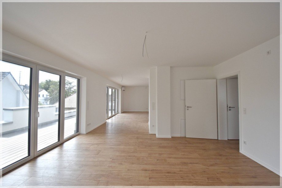 Blick Richtung Wohnbereich (2) Penthousewohnung Ratingen