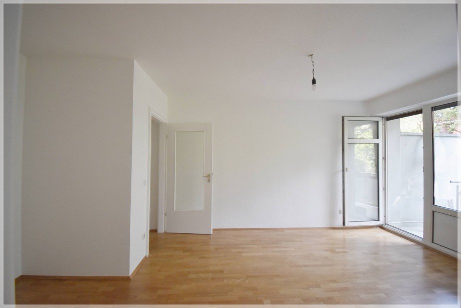 Wohn-Essraum (2) Etagenwohnung D�sseldorf