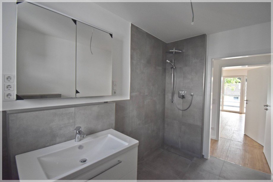 Bad (en Suite) (2) Penthousewohnung Ratingen