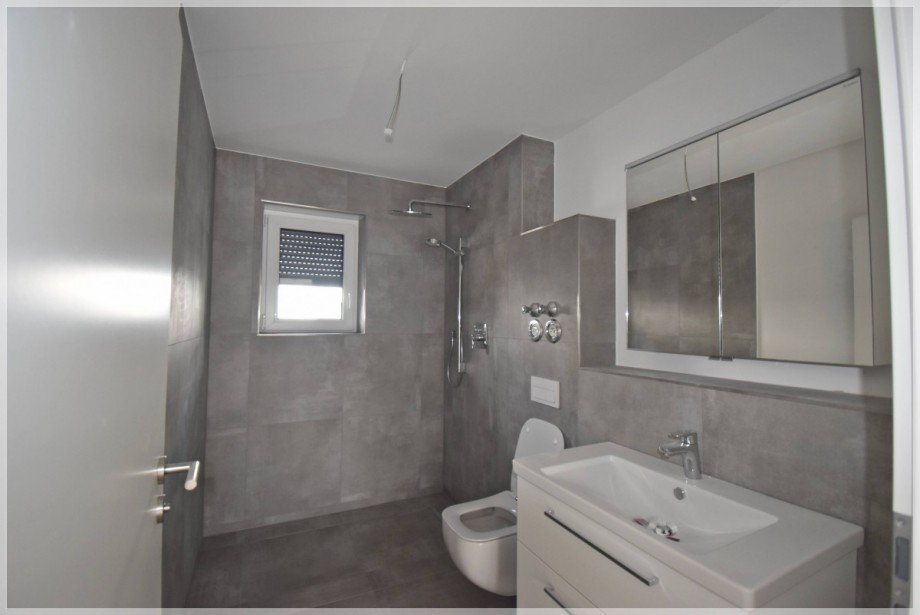 Bad vorne (1) Penthousewohnung Ratingen