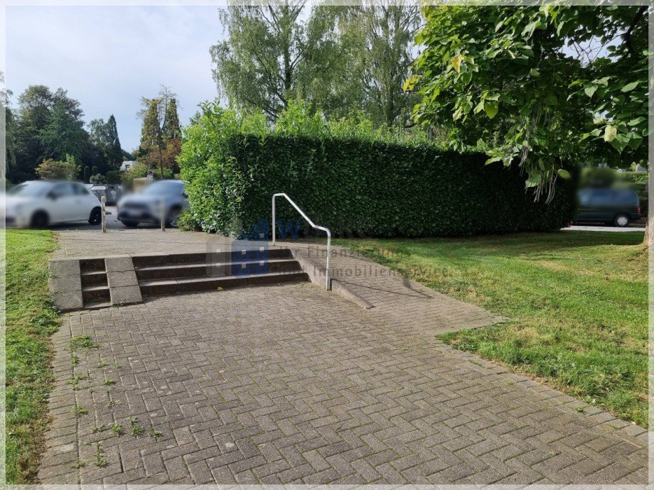 Zuwegung Etagenwohnung Ratingen