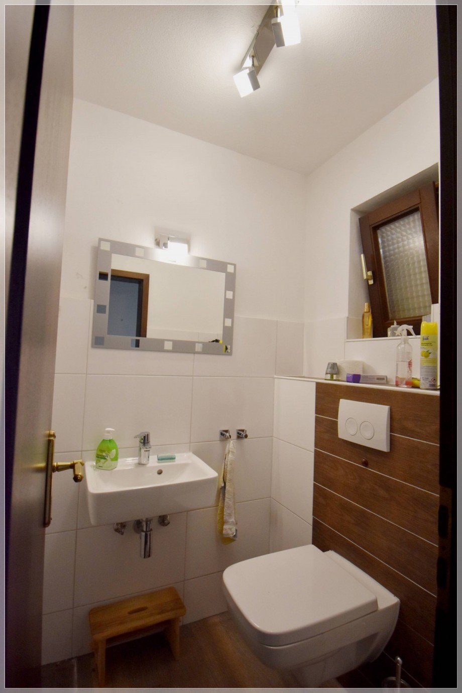 G�ste-WC.JPG Doppelhaush�lfte Ratingen
