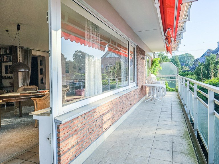 20240918_175131-web Ratingen Erdgeschosswohnung Wohnen wie im Bungalow mit eigenem B�ro - die besondere Wohnung mit vielen M�glichkeiten