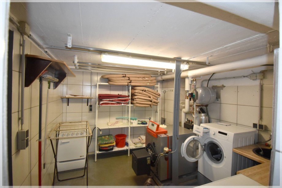 Waschk�che und Heizungsraum (1) Reihenmittelhaus Ratingen