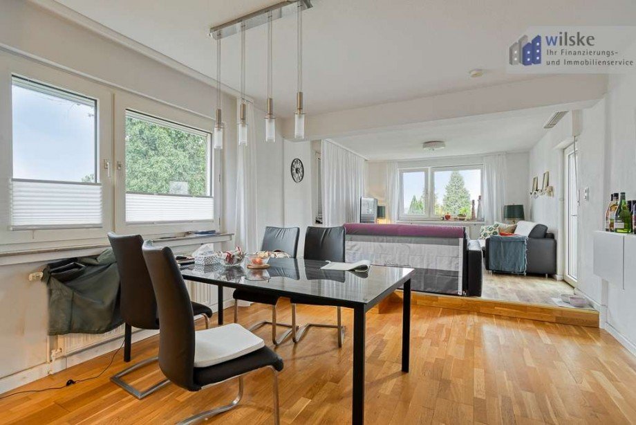 EG Wohn-Esszimmer Mehrfamilienhaus Ratingen-Ost