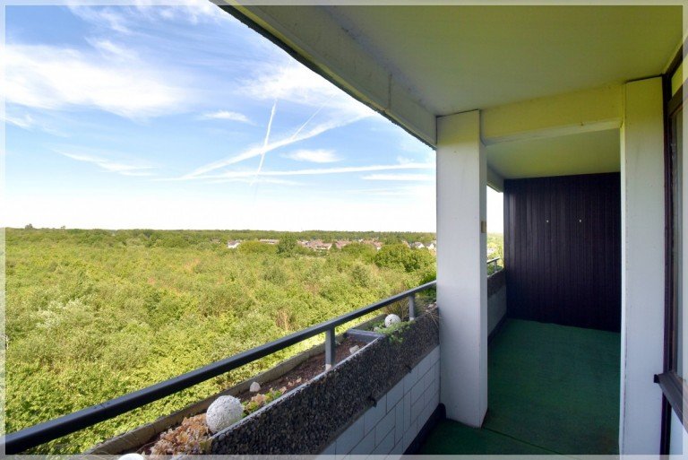  Ratingen Etagenwohnung 103 m� in Stadtlage & Weitblick ins Gr�ne + 2 B�der, Penthousefeeling und Stellplatz