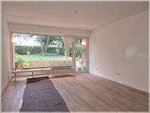 Wohnzimmer Frischrenovierte Terrassenwohnung in Souterrainlage - f�r jedes Alter geeignet