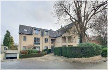 Stra�enansicht 3-Zimmer-Wohnung in gehobener Nachbarschaft des Rheins - Natur und Behaglichkeit garantiert