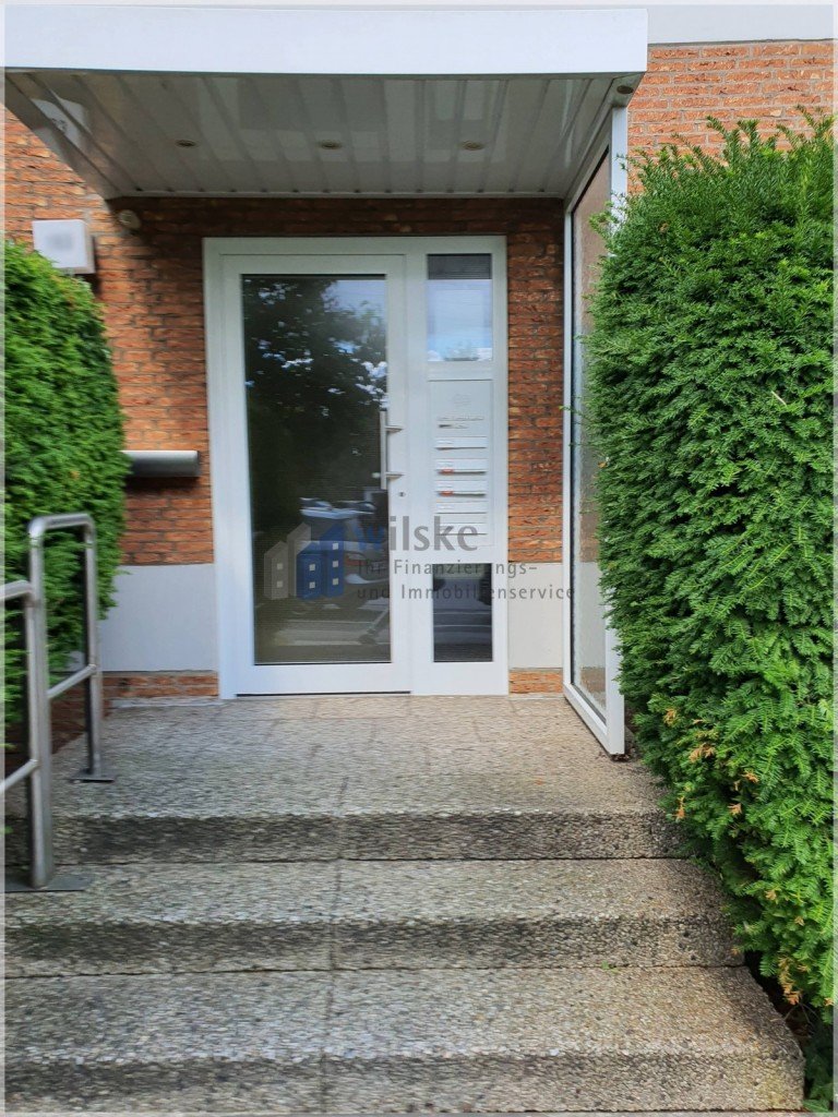 Hauseingang Ratingen Erdgeschosswohnung F�r Jung oder Alt - ideale Wohnung mit Loggia und Garage in sch�ner Lage von Lintorf