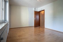 Schlafzimmer Renovierte, helle 3,5-Zimmer-ETW in RTG-Mitte - f�r Familien und Wohngemeinschaften! (+Garage)