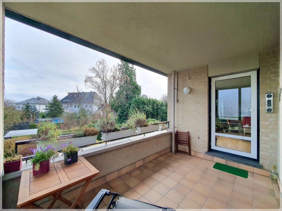 Loggia-Balkon(3) Etagenwohnung D�sseldorf Heerdt